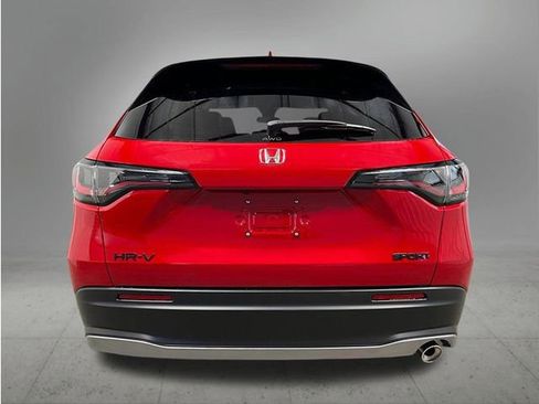 New 2026 Honda HR-V Sport image 4