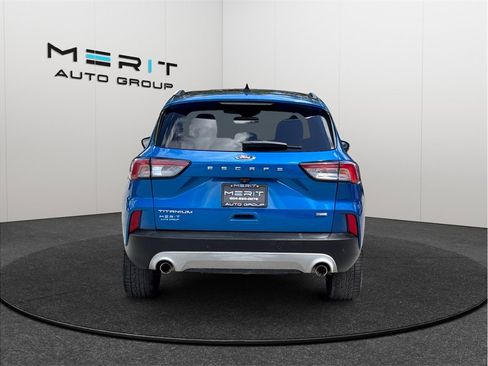 Used 2020 Ford Escape Titanium w/ Titanium Premium Package 2.0 FWD image 8