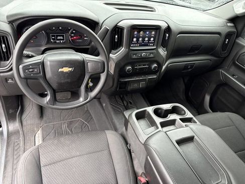 Used 2020 Chevrolet Silverado 1500 Custom w/ Custom Value Package RWD image 18