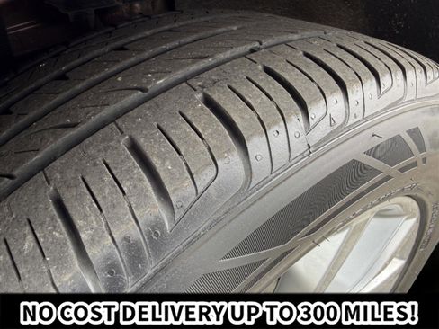 Used 2020 Ford Edge Titanium w/ Equipment Group 301A AWD/4WD image 31