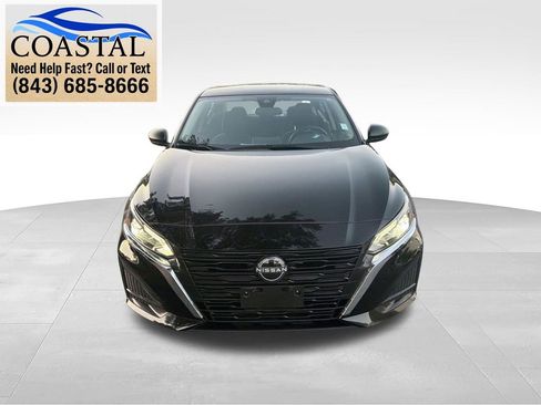 Certified 2024 Nissan Altima 2.5 SV FWD image 11