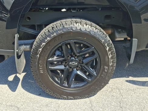 Used 2021 Chevrolet Silverado 1500 Custom w/ Rally Edition AWD/4WD image 7