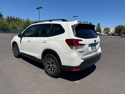 Used 2020 Subaru Forester Premium w/ Popular Package #1 AWD/4WD image 5
