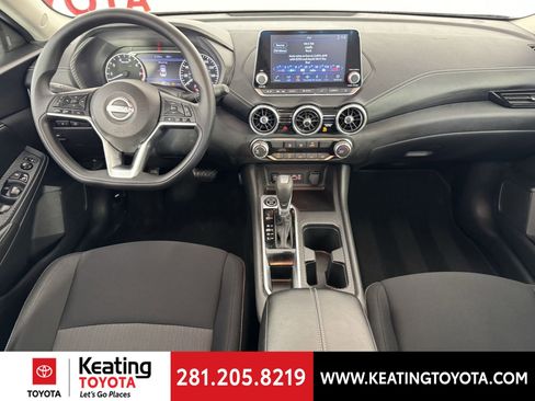 Used 2025 Nissan Sentra SV image 22