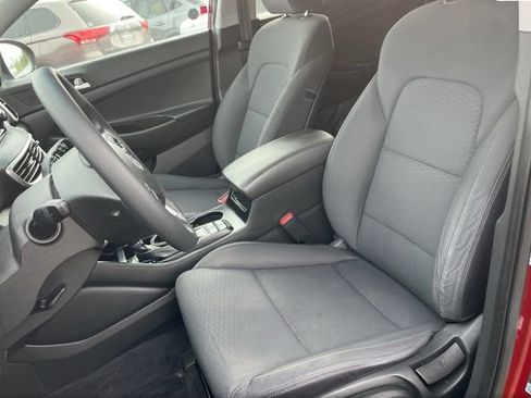 Used 2020 Hyundai Tucson SE image 8