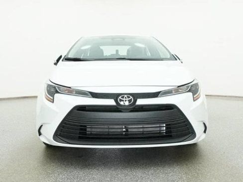 New 2026 Toyota Corolla LE FWD image 35