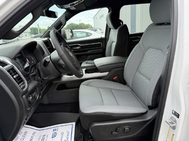 Used 2026 RAM 1500 Big Horn AWD/4WD image 9