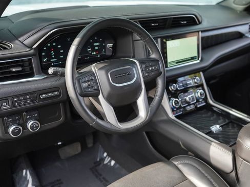 Used 2024 GMC Yukon XL Denali AWD/4WD image 20