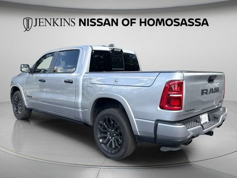 Used 2025 RAM 1500 Limited AWD/4WD image 11