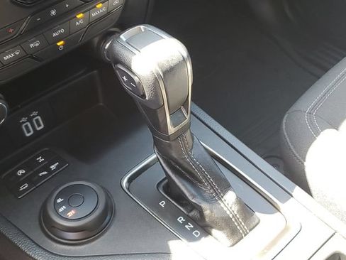 Used 2019 Ford Ranger XLT w/ Equipment Group 301A Mid AWD/4WD image 30