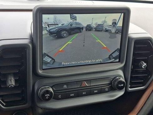 Used 2024 Ford Bronco Sport Outer Banks w/ Tech Package image 19