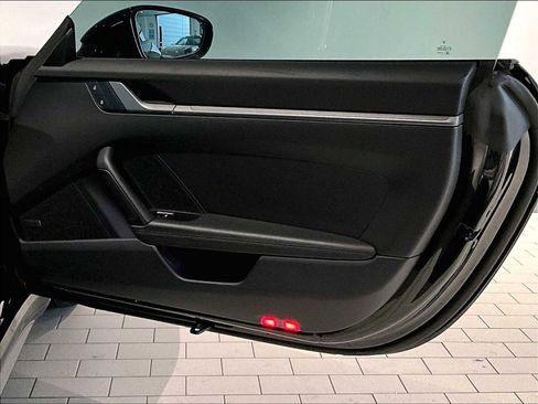 Used 2024 Porsche 911 Carrera S image 24