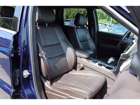 Used 2018 Jeep Grand Cherokee Summit w/ Platinum Series Group AWD/4WD image 13