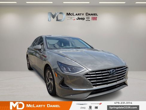 Used 2021 Hyundai Sonata Blue FWD image 1