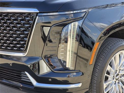 Used 2026 Cadillac Escalade Luxury w/ LPO, Floor Liner Package image 6