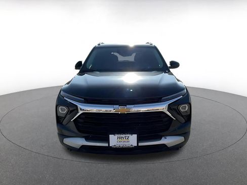 Used 2025 Chevrolet TrailBlazer LT image 4