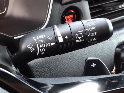 Used 2025 Honda Pilot Elite image 26