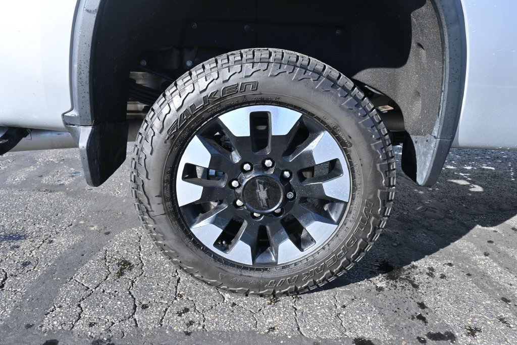 Used 2020 Chevrolet Silverado 3500 LT w/ All Star Edition AWD/4WD image 18