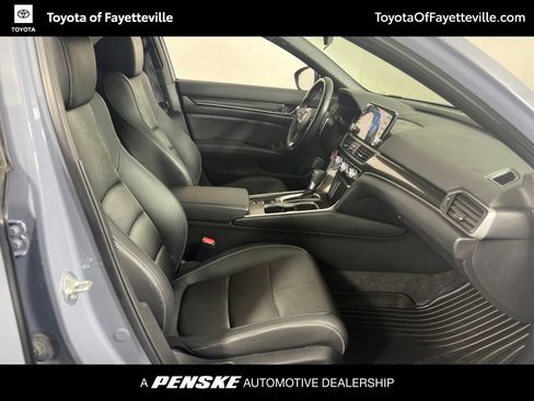 Used 2022 Honda Accord Sport image 6