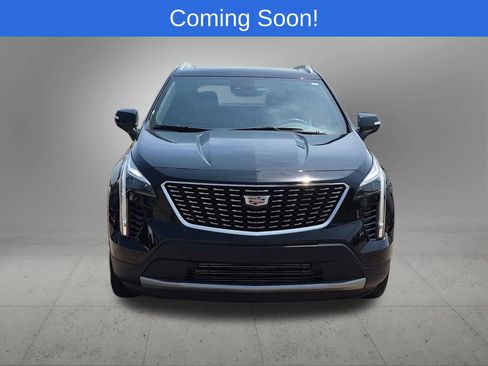 Used 2023 Cadillac XT4 Premium Luxury w/ Technology Package AWD/4WD image 9