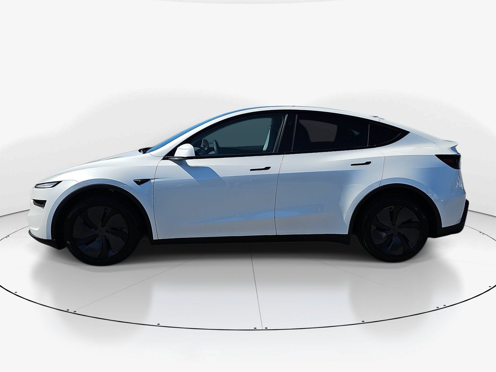 Used 2026 Tesla Model Y AWD image 7
