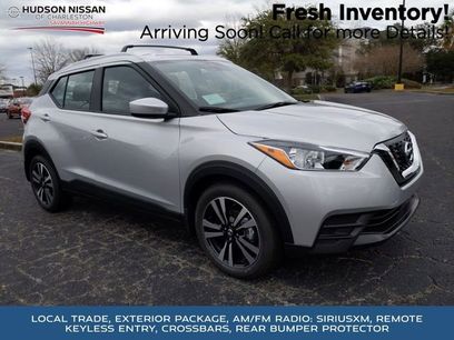 Used 2020 Nissan Kicks SV w/ Exterior Package