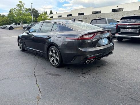 Used 2020 Kia Stinger GT-Line w/ Sun & Sound Package RWD image 3