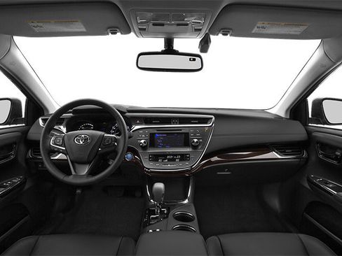 Used 2013 Toyota Avalon XLE Premium FWD image 5