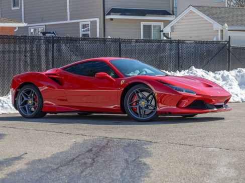 Used 2020 Ferrari F8 Tributo image 11