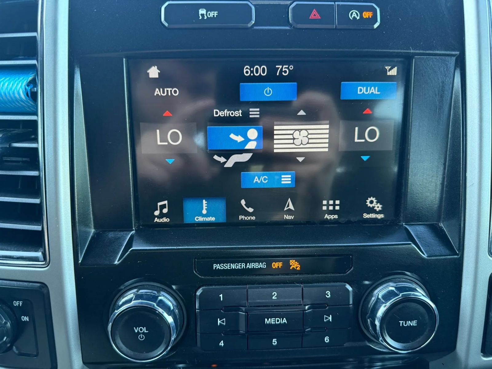 Used 2018 Ford F150 Lariat RWD image 41