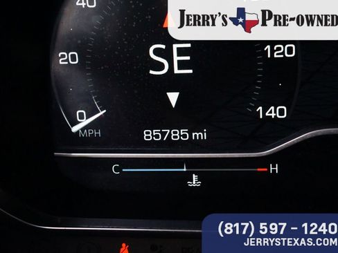 Used 2022 GMC Yukon XL SLE image 10