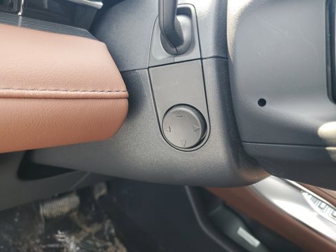 New 2026 Lincoln Nautilus Reserve w/ Jet Appearance Package image 15