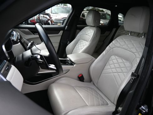 Used 2023 Jaguar F-PACE S AWD/4WD image 16