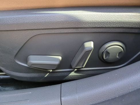 Used 2021 Hyundai Sonata Limited FWD image 15