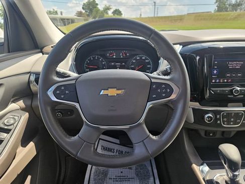 Used 2021 Chevrolet Traverse LT FWD image 14