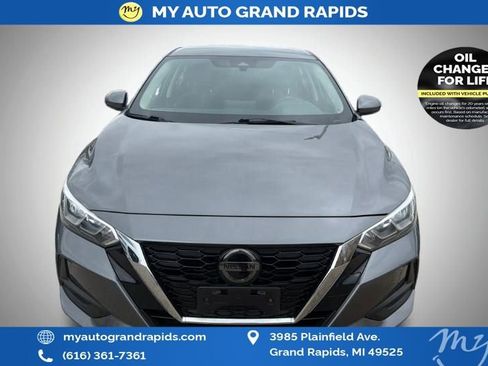 Used 2020 Nissan Sentra SV w/ Trunk Package image 3