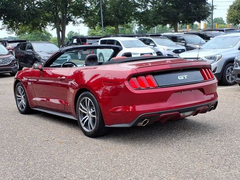 Used 2017 Ford Mustang GT Premium w/ Equipment Group 401A RWD image 3
