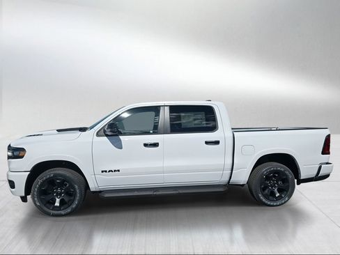 New 2026 RAM 1500 Big Horn AWD/4WD image 3