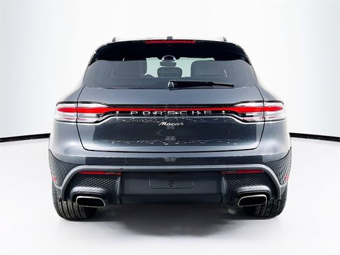 New 2026 Porsche Macan image 10