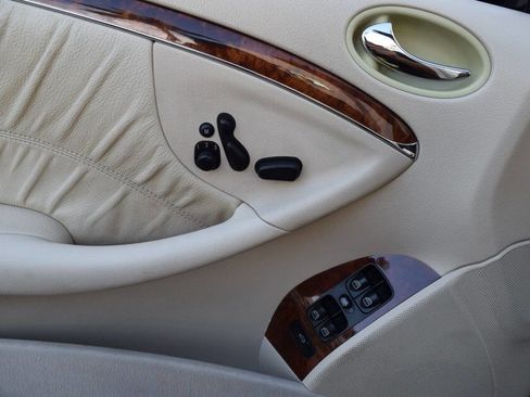 Used 2007 Mercedes-Benz CLK 350 Cabriolet image 77