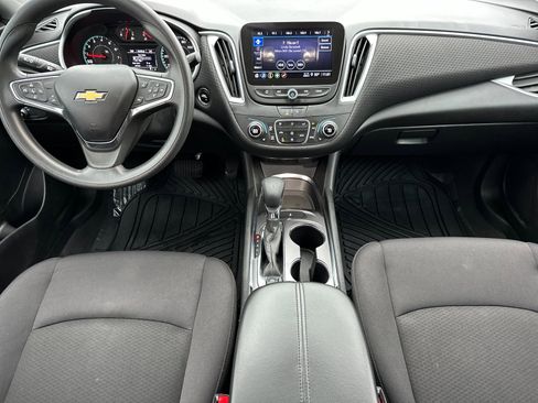 Used 2023 Chevrolet Malibu LT image 13