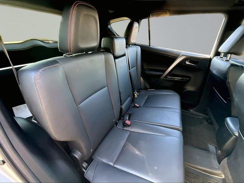 Used 2018 Toyota RAV4 SE w/ Power Extra Value Package AWD/4WD image 21