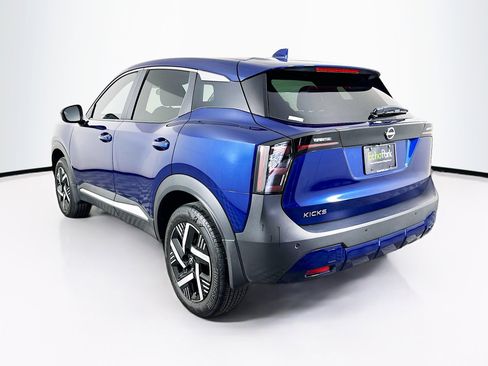 Used 2025 Nissan Kicks SV FWD image 5