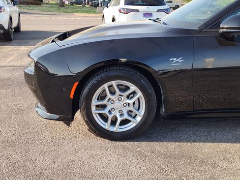 Used 2025 Dodge Charger Daytona R/T w/ Quick Order Package 25M R/T AWD/4WD image 9