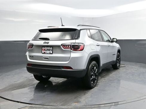 New 2026 Jeep Compass Latitude AWD/4WD image 6