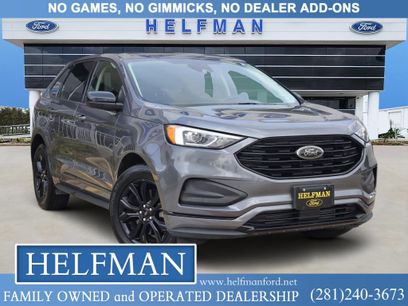 Used 2024 Ford Edge SE w/ Black Appearance Package