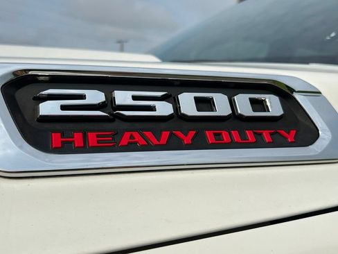 Used 2023 RAM 2500 Limited AWD/4WD image 39