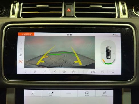 Used 2018 Land Rover Range Rover Supercharged image 13