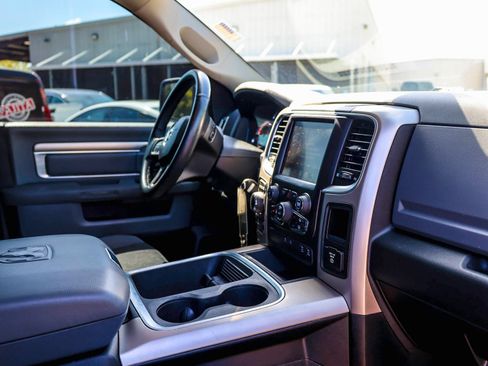 Used 2017 RAM 1500 Big Horn AWD/4WD image 11
