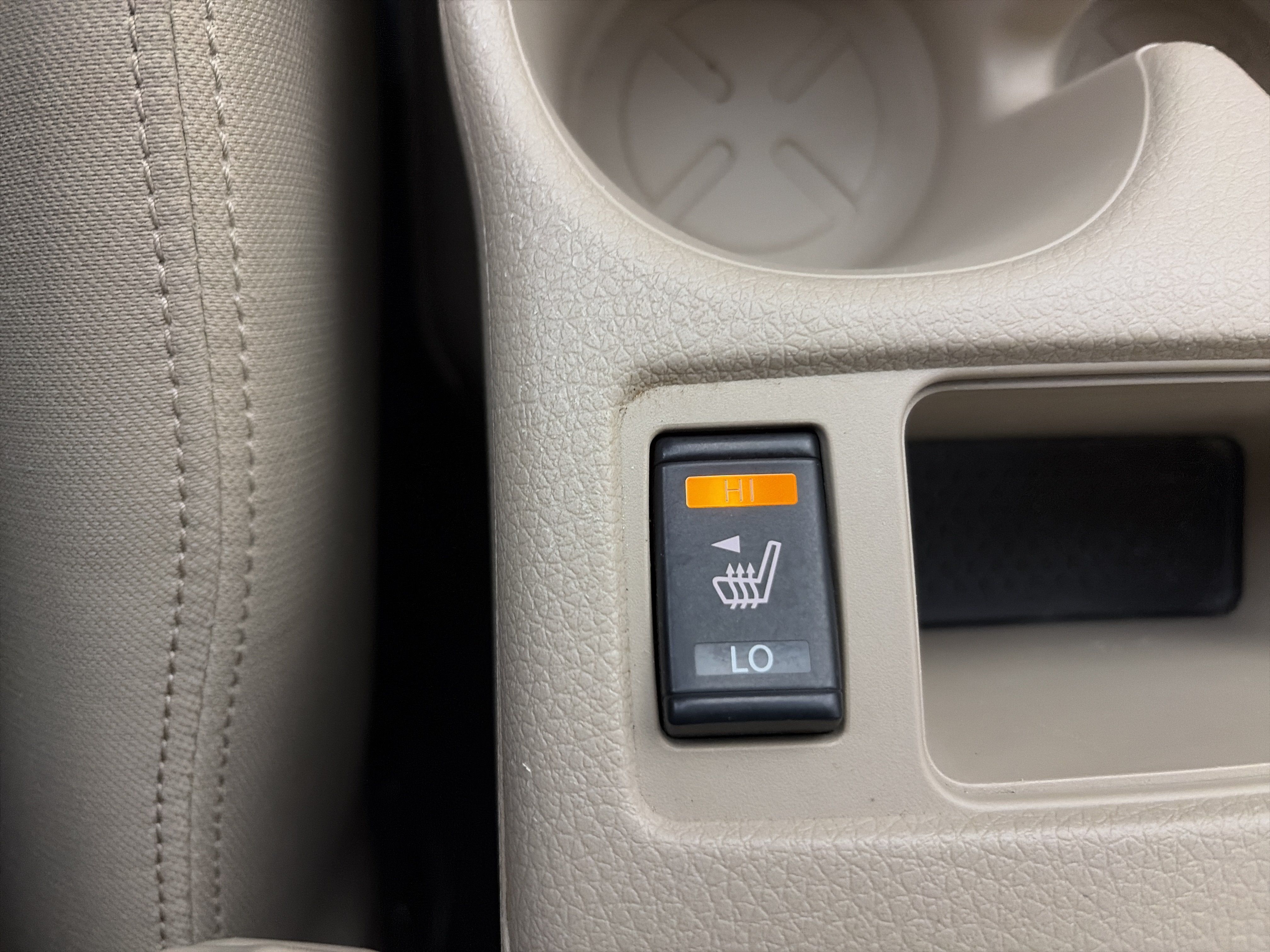 Used 2018 Nissan Rogue SV FWD image 24